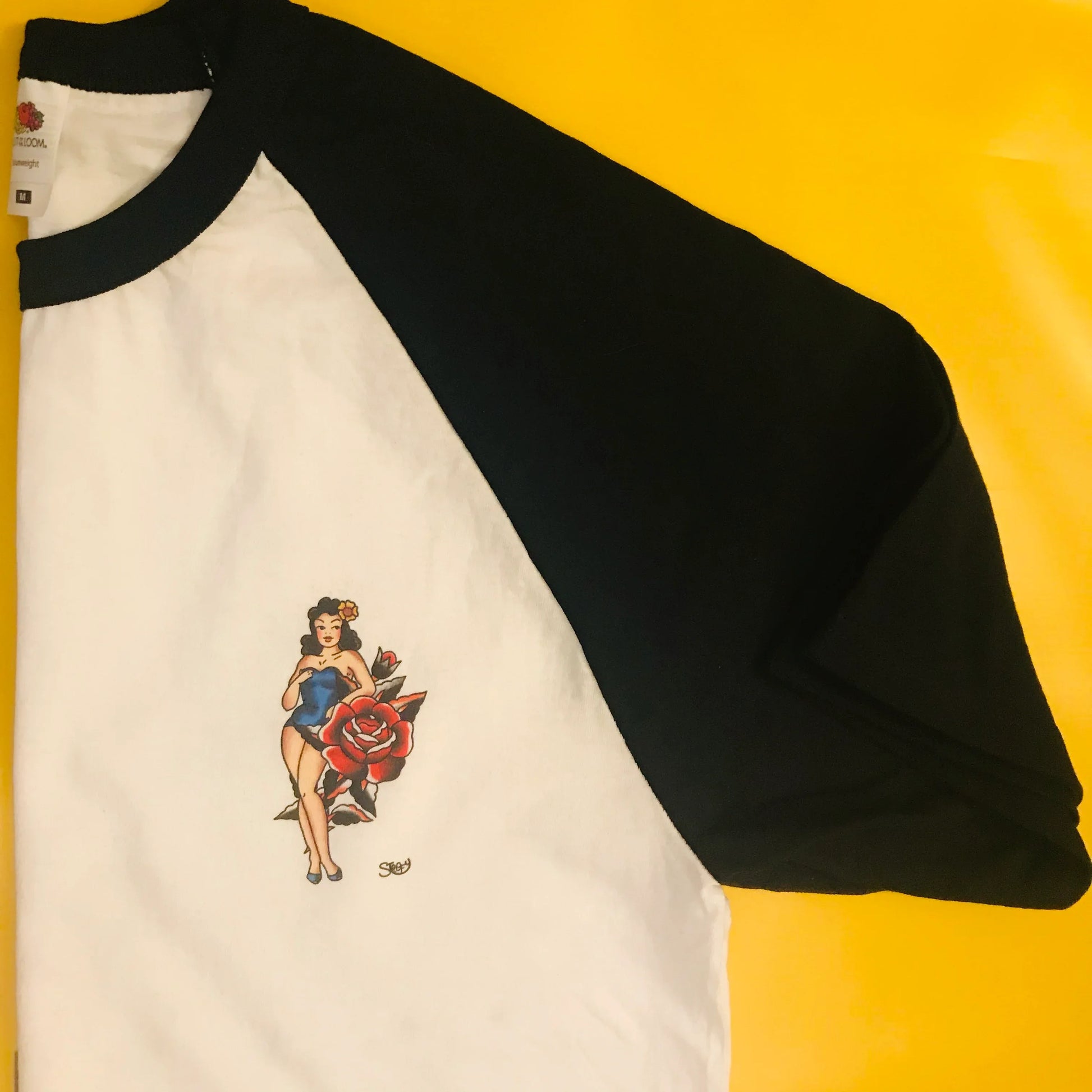 "Well Hello There!" Pin-Up Unisex Raglan Sleeve T-Shirt - STOOFY